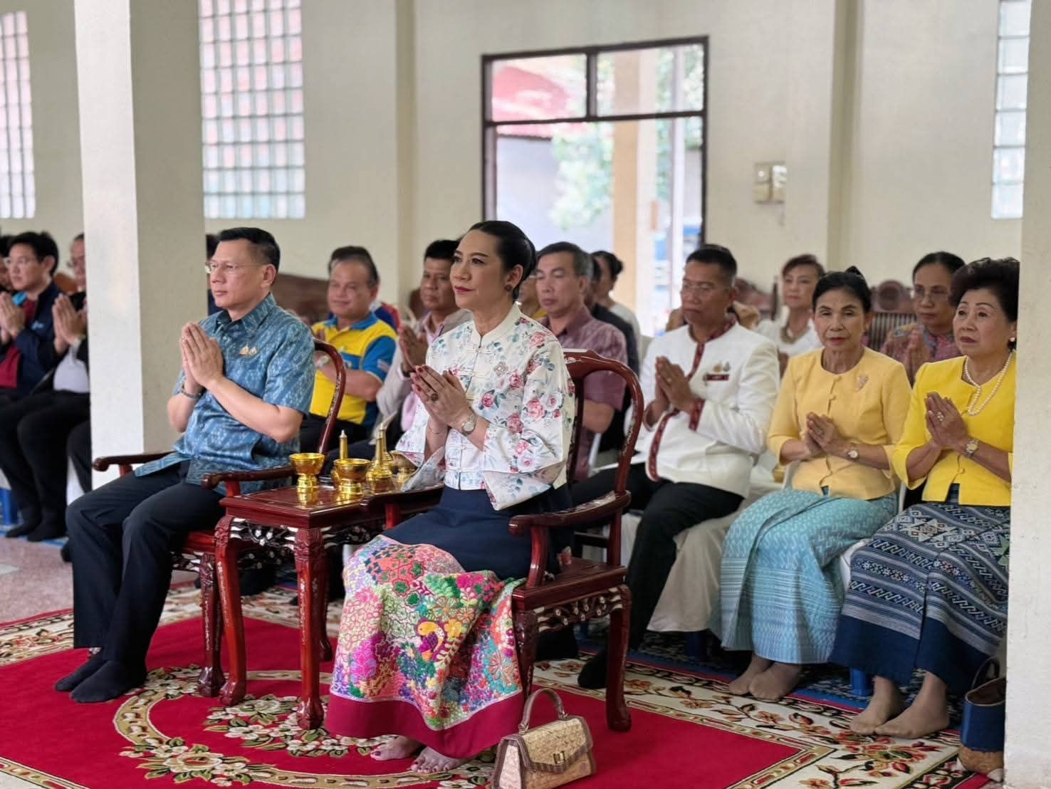 ภาพประกอบ