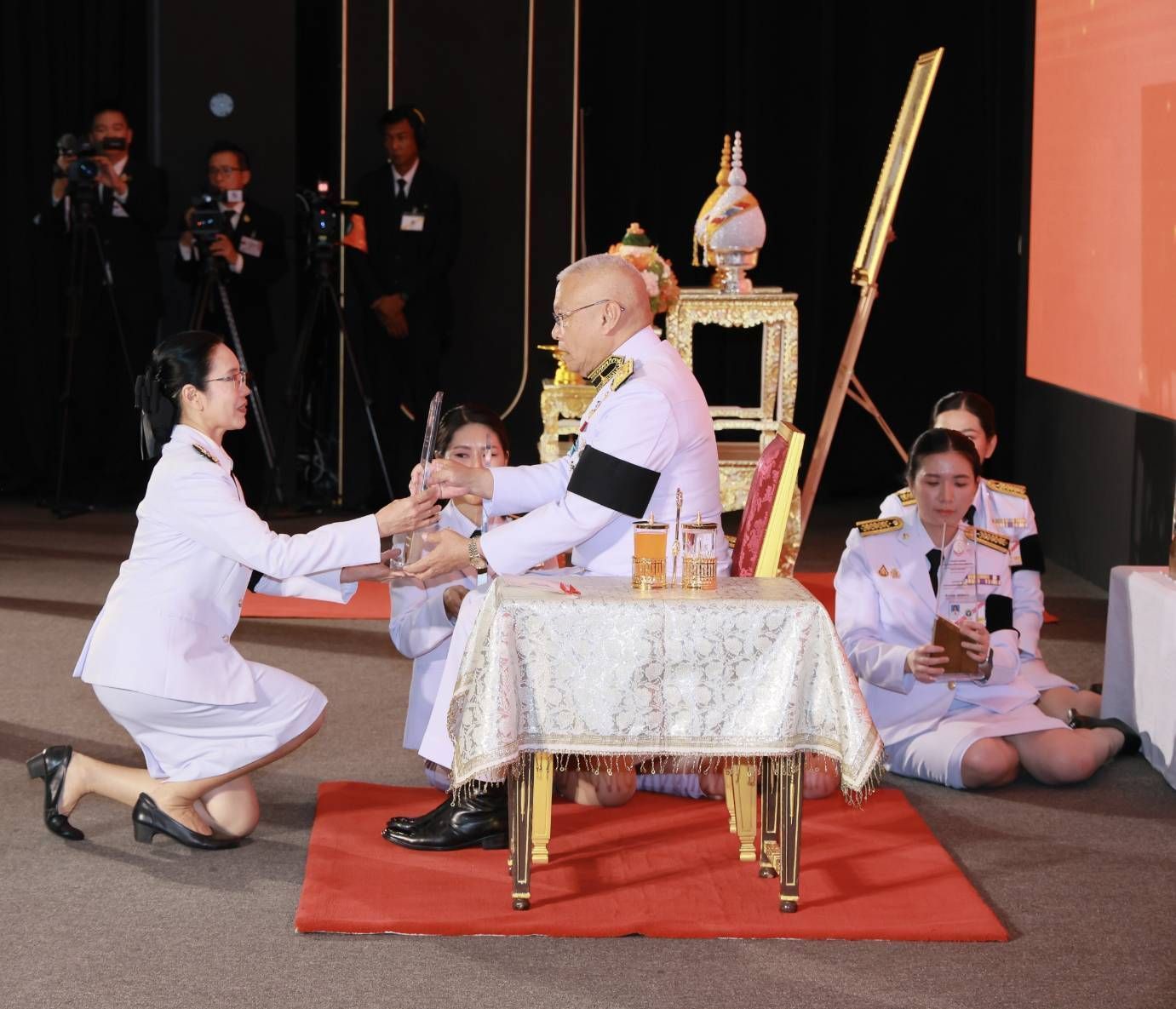รูปภาพ