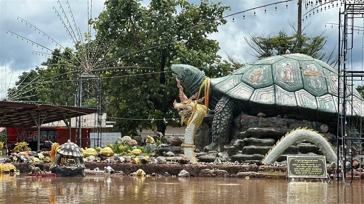 กปภ.สกลนคร เขตบริการอำเภอเต่างอยประกาศหยุดจ่ายน้ำชั่วคราว เหตุเครื่องสูบน้ำท่วม ด้านผู้ว่าฯ สกลนคร กำชับทุกหน่วยงานรับมือสถานการณ์น้ำล้นลำน้ำพุง