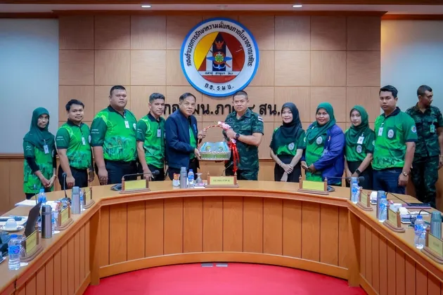 ภาพข่าว มทภ.  ๔ ชื่นชม องค์กรภาคประชาชนเพื่อสันติและเศรษฐกิจพอเพียง เป็นต้นแบบพลเมืองไทยในสังคมพหุวัฒนธรรม - TIGER NEWS REPORT