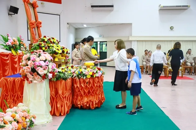 จังหวัดตรัง จัดพิธีมอบทุนการศึกษา มูลนิธิคุณพุ่ม ปีการศึกษา ๒๕๖๘