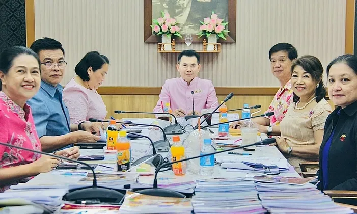 จังหวัดชัยนาท เปิดกิจกรรมส่งเสริมช่องทางการตลาดเครือข่ายเกษตรปลอดภัย เพื่อส่งเสริมและพัฒนาเศรษฐกิจฐานราก ลดความเหลื่อมล้ำ เพื่อเสริมสร้างคุณภาพชีวิตที่ดีแก่ประชาชนและชุมชน เกิดการสร้างงาน สร้างรายได้ และอาชีพให้กับประชาชนในพื้นที่