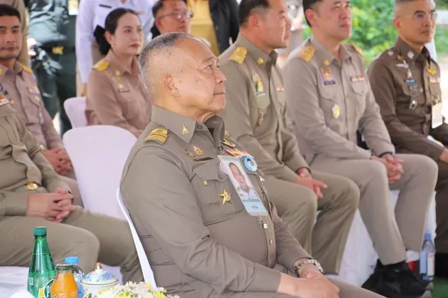 ร้อยเอ็ด-ราชเลขานุการในพระองค์ฯ ตรวจติดตามโครงการพัฒนาแหล่งน้ำบาดาล แก้ปัญหาน้ำกร่อย–น้ำเค็ม จังหวัดร้อยเอ็ด