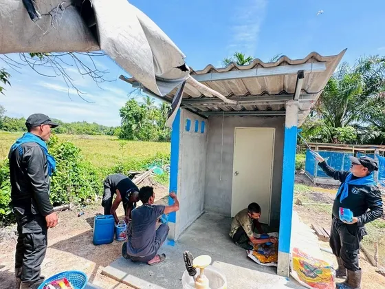 ภาพข่าว ทหารพราน ๔๑ สร้างห้องสุขาเพื่อประชาชนยากไร้ เสริมสร้างคุณภาพชีวิตและความเข้าใจในชุมชน - TIGER NEWS REPORT