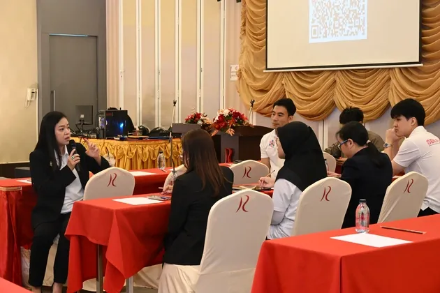 ภาพข่าว นักธุรกิจรุ่นใหม่ ระดมสมอง ถอดบทเรียนการขับเคลื่อน จชต.พร้อมปรับแนวทางการทำงานรูปแบบใหม่ - TIGER NEWS REPORT