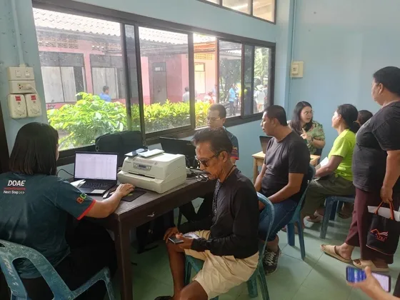 เกษตรอำเภอย่านตาขาว จังหวัดตรัง ลงพื้นที่ให้บริการขึ้นทะเบียนและปรับปรุงทะเบียนเกษตรกรประจำปี ๒๕๖๘ ในพื้นที่ตำบลในควน