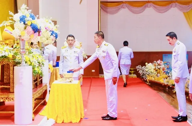 พิธีรับพระราชทานเครื่องราชอิสริยาภรณ์แก่กำนัน ผู้ใหญ่บ้าน จังหวัดเพชรบูรณ์