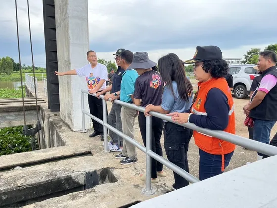 ผู้ว่าฯชัยภูมิ ลงพื้นที่ตรวจติดตามสถานการณ์ และการบริหารจัดการน้ำในเขตพื้นที่อำเภอเมืองชัยภูมิ