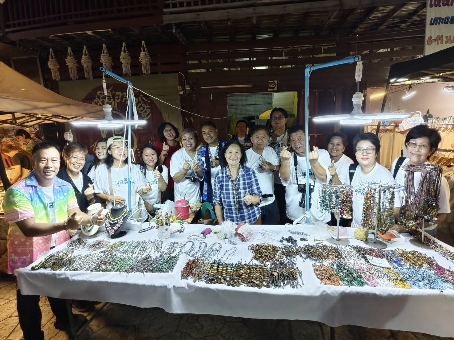 ภาพข่าว (มีคลิป) จากถนนคนเดินสู่ประตูต้อนรับ!. ทกจ.เชียงใหม่ จุดพลุ! เปิดทริป Muslim- Friendly พาเที่ยวชม ช๊อป เช็คอิน กาดกองต้า ลำปาง - TIGER NEWS REPORT