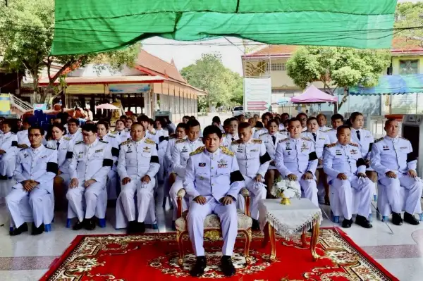ภาพข่าว นายอำเภอดอนตูม เป็นประธานในพิธีถวายน้ำสรงพระบรมศพ เบื้องหน้าพระฉายาลักษณ์ สมเด็จพระนางเจ้าสิริกิติ์ พระบรมราชินีนาถ พระบรมราชชนนีพันปี - TIGER NEWS REPORT