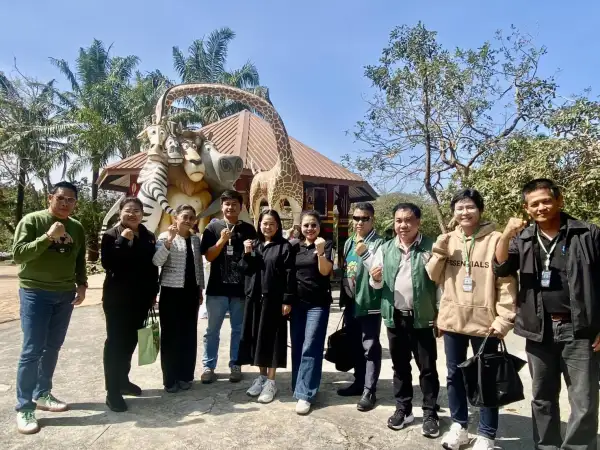 ภาพข่าว สวนสัตว์เปิดเขาเขียว ต้อนรับ จงกลนี แก้วสด รักษาการแทนผู้อำนวยการองค์การสวนสัตว์ฯ ให้กำลังใจเจ้าหน้าที่ดูแลนักท่องเที่ยวช่วงปีใหม่ - TIGER NEWS REPORT