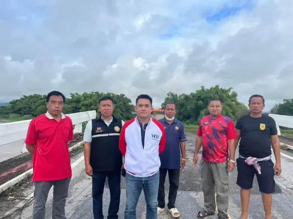 ภาพข่าว ตำแหน่งอยู่ไม่นาน แต่ผลงานจะอยู่ตลอดไป! “สะพานวังสะแกง” คืบหน้า 70% หลังดันเรื่องในสภาฯ นานเกือบ 2 ปี - TIGER NEWS REPORT