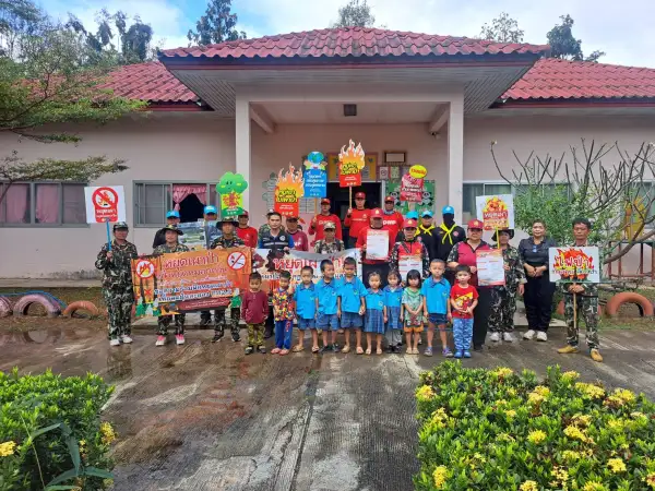 ภาพข่าว เคาะบ้านให้ร่วมแก้ไฟป่า - TIGER NEWS REPORT