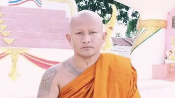 ภาพข่าว “ศรีสะเกษ” หลวงปู่โชติ เชิญร่วมบุญเป็นเจ้าภาพยกเสาเอก “เจดีย์เปิดดวง” ล้างเคราะห์-เสริมมงคลชีวิต - TIGER NEWS REPORT