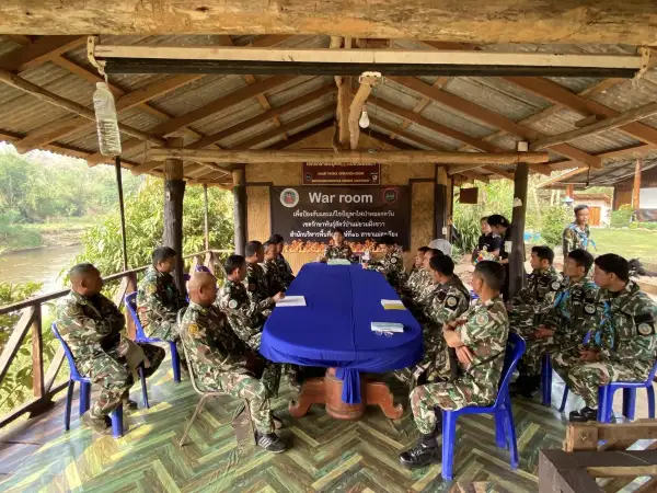 ภาพข่าว หน.ขสป.แม่ยวม คนใหม่ เผย ผ่อนปรนการใช้เส้นทางที่มีสถานะทางคดี ขุนแม่สอง – ห้วยกองเป๊าะ กรณีเจ็บป่วยฉุกเฉินเพื่อความปลอดภัยในชีวิตประชาชน - TIGER NEWS REPORT