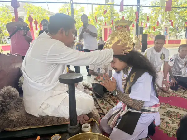 ภาพข่าว ลูกศิษย์ลูกหาทั่วประเทศแห่ร่วมงานไหว้ครูบูรพาจารย์ ปี 69 ปู่ฤาษีนารอท ผู้ประกอบการพัทยาร่วมออกโรงทานเลี้ยงอาหารฟรี - TIGER NEWS REPORT