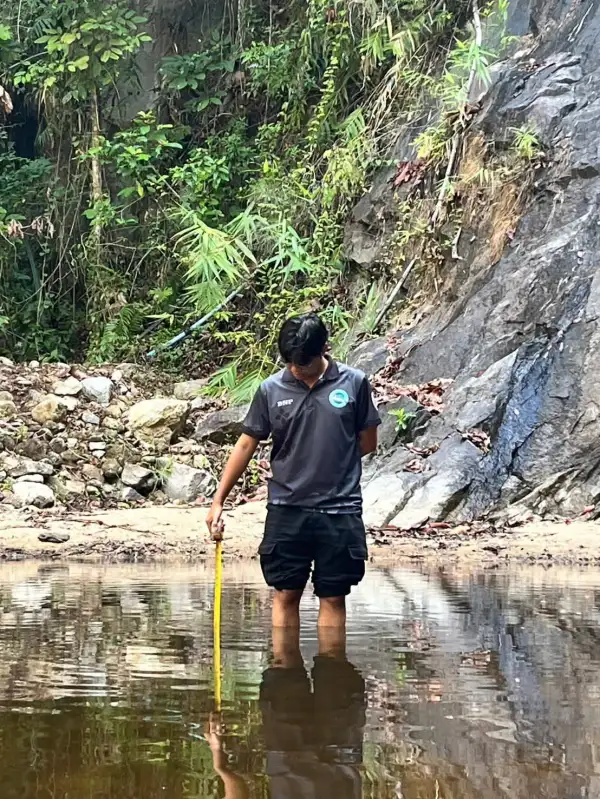 ภาพข่าว พังงา อุทยานแห่งชาติเขาลำปี-หาดท้ายเหมือง ประกาศปิดแหล่งท่องเที่ยวน้ำตกขนิม เป็นการชั่วคราว อุทยานแห่งชาติเขาลำปี-หาดท้ายเหมือง ประสบปัญหา - TIGER NEWS REPORT