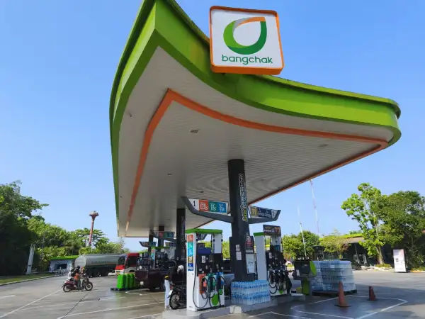 ภาพข่าว พังงา – ปั๊มบางจากคุมเข้มจำกัดเติมน้ำมัน รถ 4 ล้อไม่เกิน 700 บาท รถบรรทุกไม่เกิน 3,000 บาทต่อวัน เกษตรกร–คนขับรถบรรทุกสะท้อนเดือดร้อน - TIGER NEWS REPORT