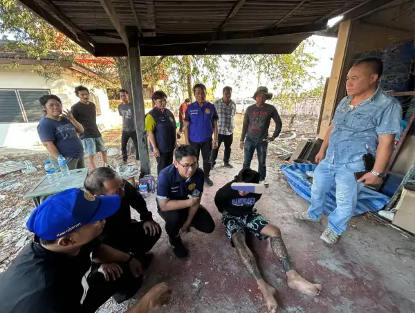 ภาพข่าว ปทุมธานีฝ่ายปกครองลาดหลุมแก้วรวบแก๊งวัยรุ่น3รายขโมยจยย.เตรียมส่งออก สปป.ลาว - TIGER NEWS REPORT