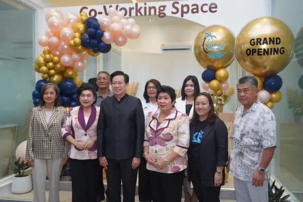 ภาพข่าว กิ่งกาชาดอำเภอเกาะสมุย ผนึกกำลังภาคการศึกษา เปิดศูนย์ปฏิบัติการอาหารและเครื่องดื่ม “ฟาร์มชาวเกาะ” ยกระดับการเรียนรู้ สู่การพัฒนาที่ยั่งยืน - TIGER NEWS REPORT