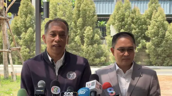 ภาพข่าว ปทุมธานีDSIบุกสถาบันนิติวิทยาศาสตร์รับมอบภาพหลักฐานนาทีพบร่างแตงโมหลังพบพิรุธพยาน7คดีให้การไม่ตรงกัน - TIGER NEWS REPORT