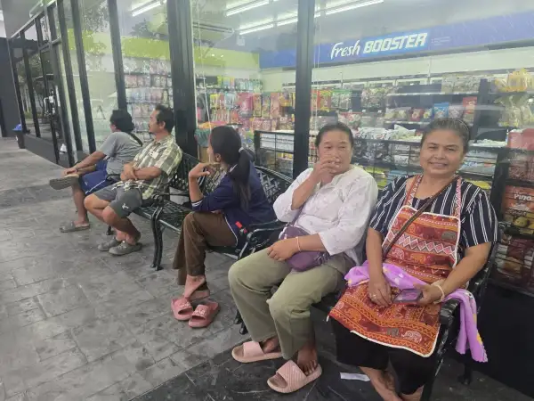 ภาพข่าว บุรีรัมย์ ชาวบ้านฝากถึงนายกคนใหม่เร่งแก้ไขน้ำมันขาดแคลน - TIGER NEWS REPORT