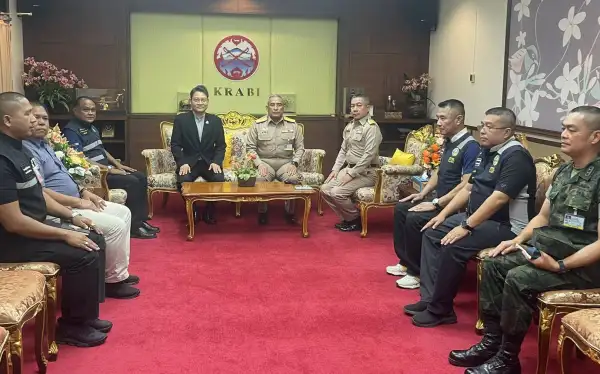 ภาพข่าว กระบี่ น.อ.อรรฆพงศ์ บรรพบุตร หน.ศคท.จว.กระบี่ เข้าร่วมประชุมและให้การต้อนรับคณะกรรมการพัฒนาเพื่อความมั่นคงในระดับพื้นที่ในเขตทัพเรือภาคที่ 3 เนื่องในโอกาสเข้าพบผู้ว่าราชการจังหวัดกระบี่ - TIGER NEWS REPORT