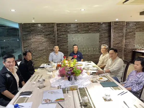 ภาพข่าว สมาพันธ์เชฟภาคตะวันออกวางแผนจัดกิจกรรมรดน้ำดัวหัวผู้สูงวงการเชฟ รับเทศกาลมหาสงกรานต์ 2569 - TIGER NEWS REPORT