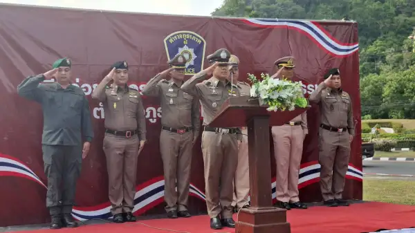 ภาพข่าว พังงา/ปล่อยแถวระดมกวาดล้างอาชญากรรม ก่อนช่วงเทศกาลสงกรานต์ 2569 เพื่อดูแลความปลอดภัยให้กับประชาชนและนักท่องเที่ยวที่คาดว่าช่วงสงกรานต์จะเป็นทางมาท่องเที่ยวพักผ่อนกันเป็นจำนวนมาก - TIGER NEWS REPORT