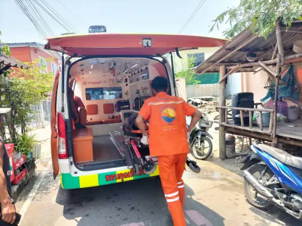 ภาพข่าว บุรีรัมย์ ไม่ทันได้เย็นลุง 77 ยกพัดลมมาเสียบหวังคลายร้อนเจอช็อตฉี่ราดสาหัส - TIGER NEWS REPORT