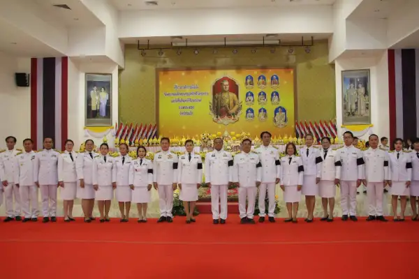 ภาพข่าว ร้อยเอ็ด พิธีถวายราชสักการะวันพระบาทสมเด็จพระพุทธยอดฟ้าจุฬาโลก และวันมหาจักรี ปี 2569 - TIGER NEWS REPORT